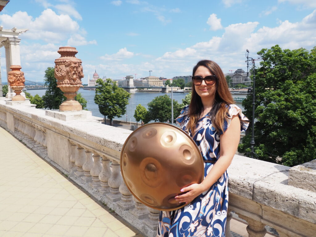 Best handpan - how to tell which is the best for you? 2 Handpan at an outdoor event in Budapest